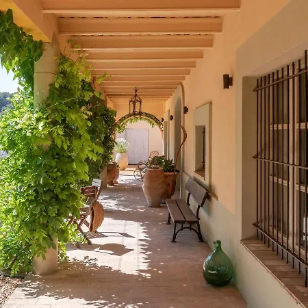 Casi House Bed and breakfast Parlava